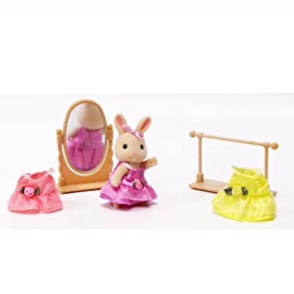 Calico Critters Other - Calico Critters Britney Bunny Ballet Recital